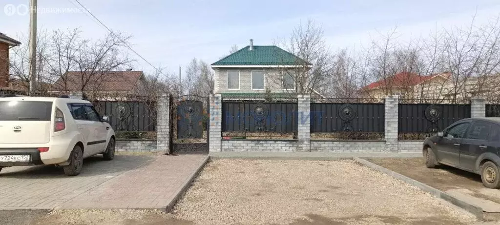 Дом в село Федяково, Кооперативная улица, 240 (165 м) - Фото 0