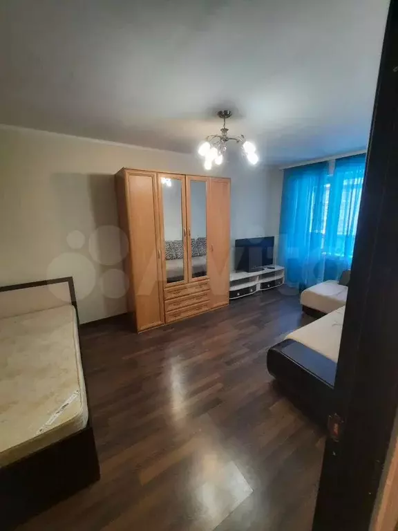 1-к. квартира, 40 м, 2/5 эт. - Фото 1