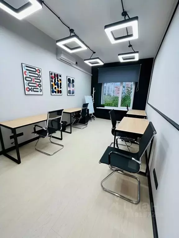 Офис в Самарская область, Самара ул. Антонова-Овсеенко, 44А (15 м) - Фото 1