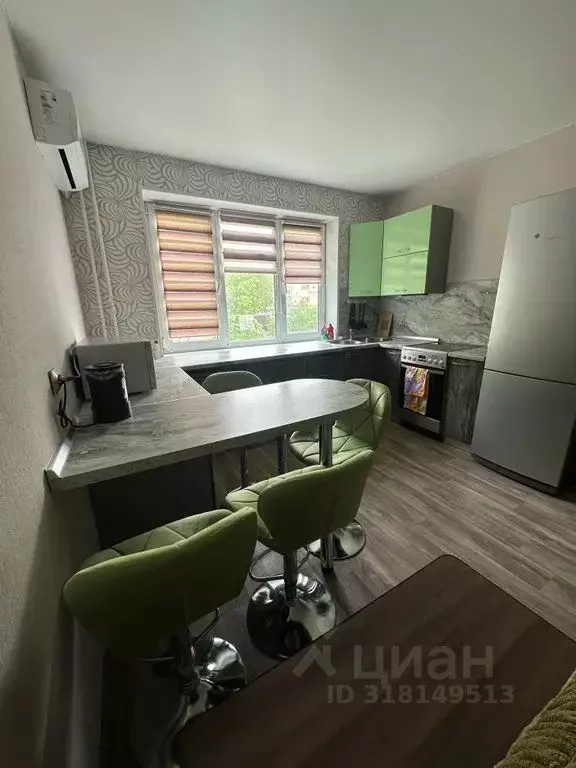 2-к кв. Приморский край, Владивосток ул. Никифорова, 10 (52.0 м) - Фото 0