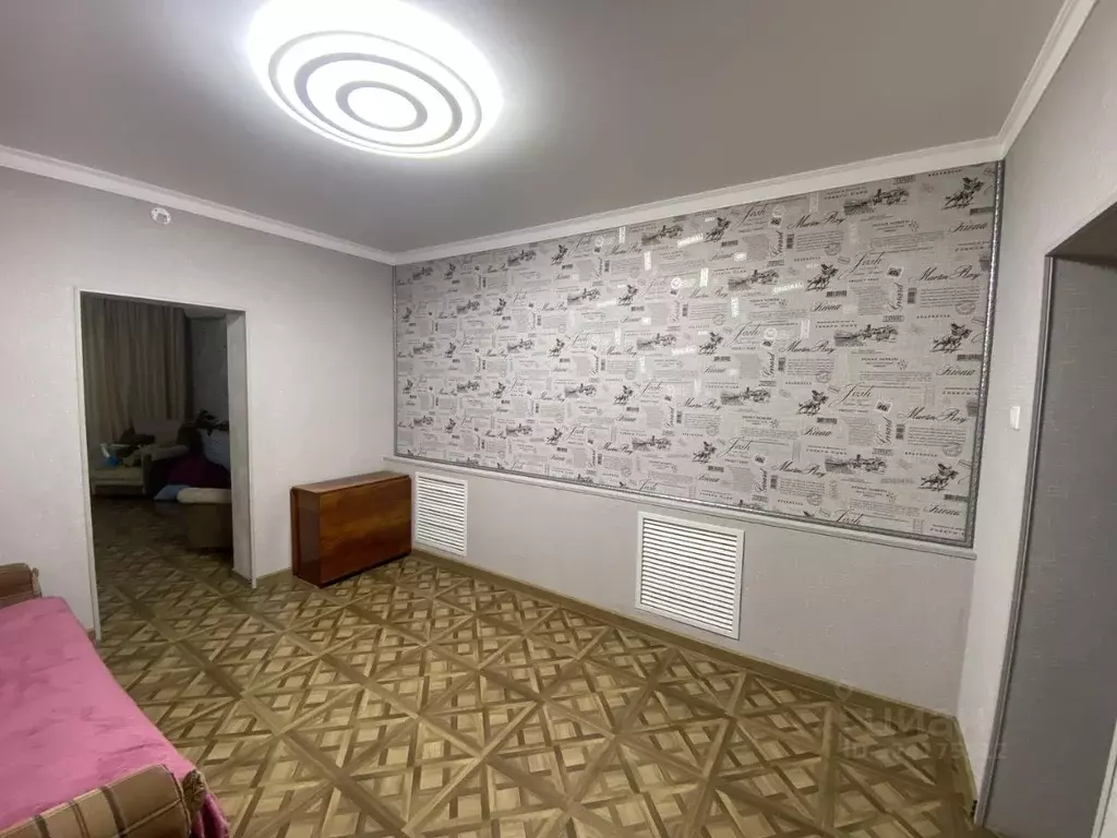 Дом в Краснодарский край, Новокубанский район, Советская ст-ца ул. ... - Фото 2