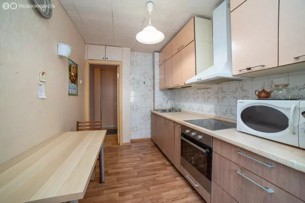3-комнатная квартира: Екатеринбург, улица Кирова, 9 (62.2 м) - Фото 2