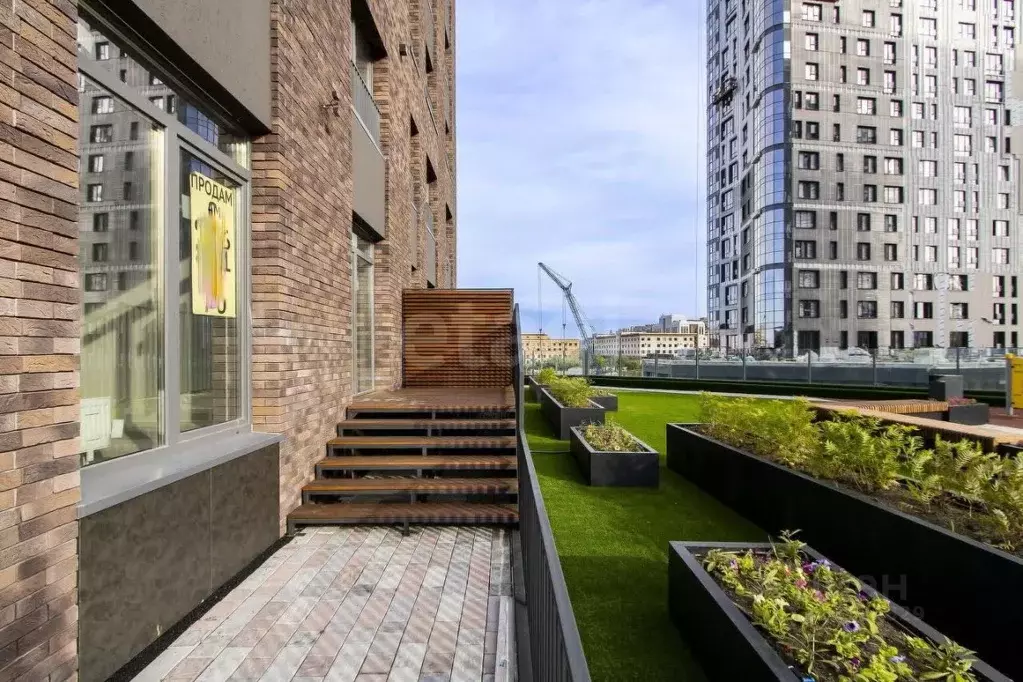 3-к кв. Тюменская область, Тюмень ул. Николая Машарова, 4 (154.9 м) - Фото 1