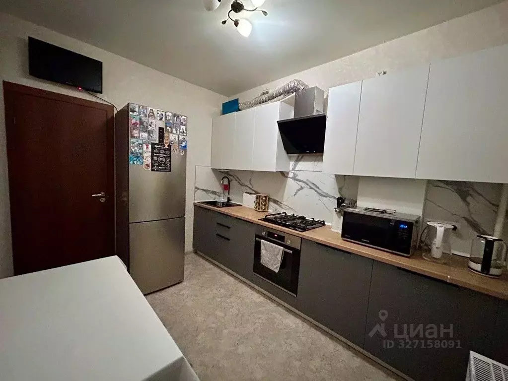 1-к кв. Волгоградская область, Волгоград ул. 70-летия Победы, 15 (33.0 ... - Фото 1