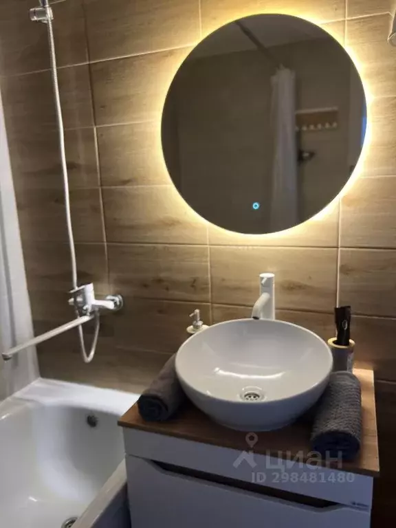 1-к кв. Татарстан, Нижнекамск ул. Баки Урманче, 25 (40.0 м) - Фото 1