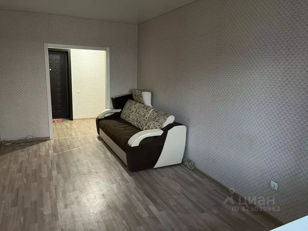 1-к кв. Хакасия, Абакан ул. Авиаторов, 6 (33.0 м) - Фото 2