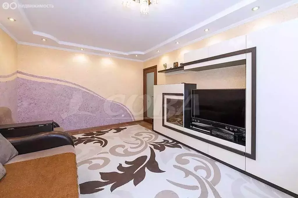3-комнатная квартира: Тюмень, улица Николая Семёнова, 27к2 (90.3 м) - Фото 0