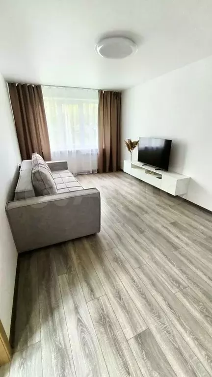 2-к. квартира, 44 м, 1/9 эт. - Фото 0