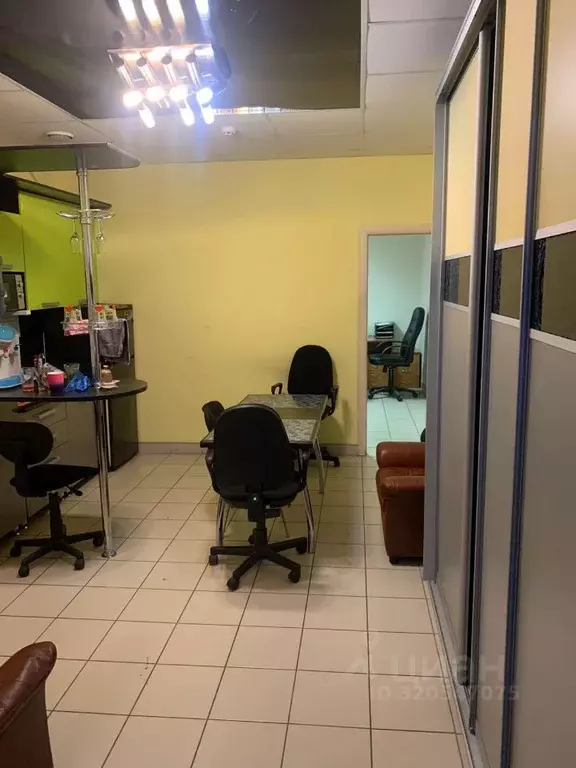 6-к кв. Орловская область, Орел ул. Матросова, 9 (159.0 м) - Фото 2