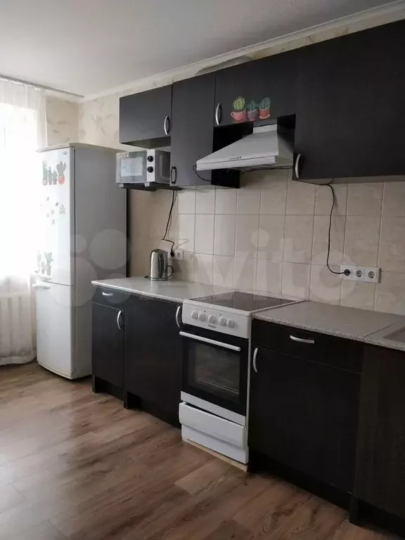 1-к. квартира, 42 м, 3/10 эт. - Фото 0