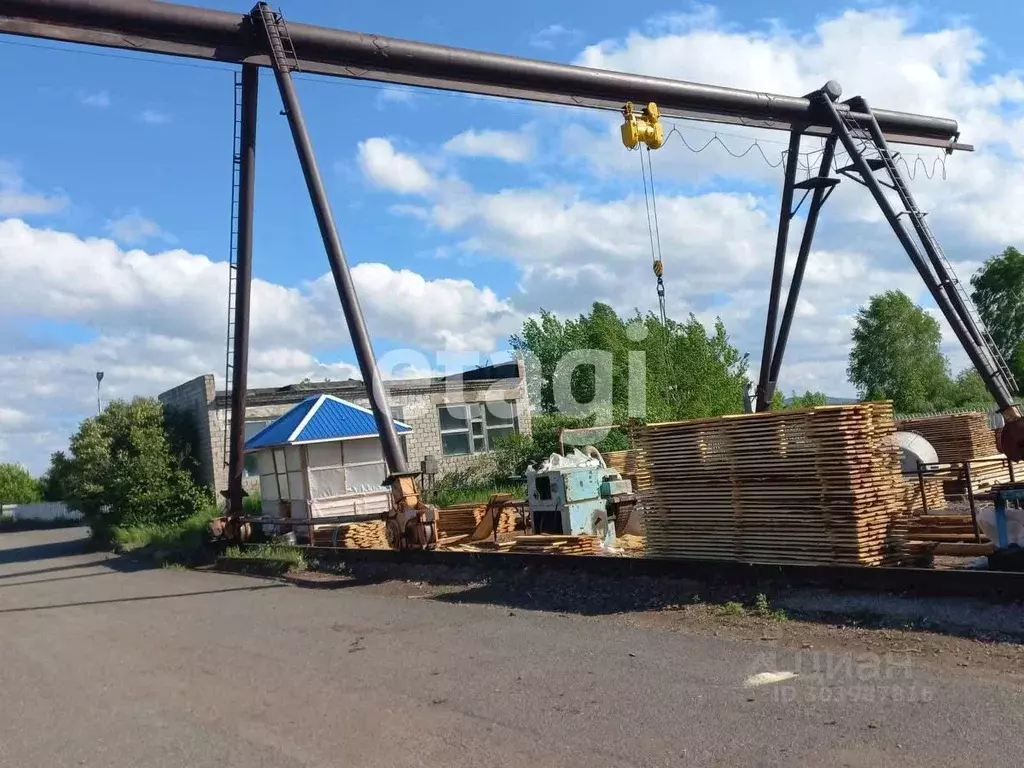 Помещение свободного назначения в Красноярский край, Шарыповский ... - Фото 0