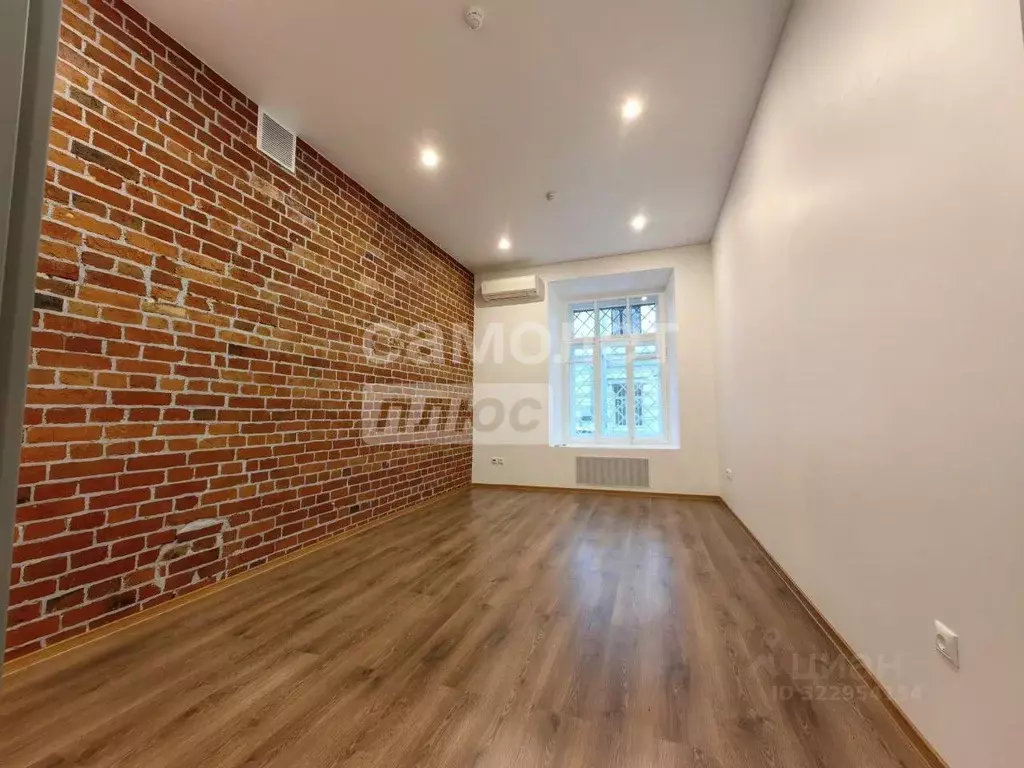 Офис в Москва Тверская ул., 12С7 (19 м) - Фото 1