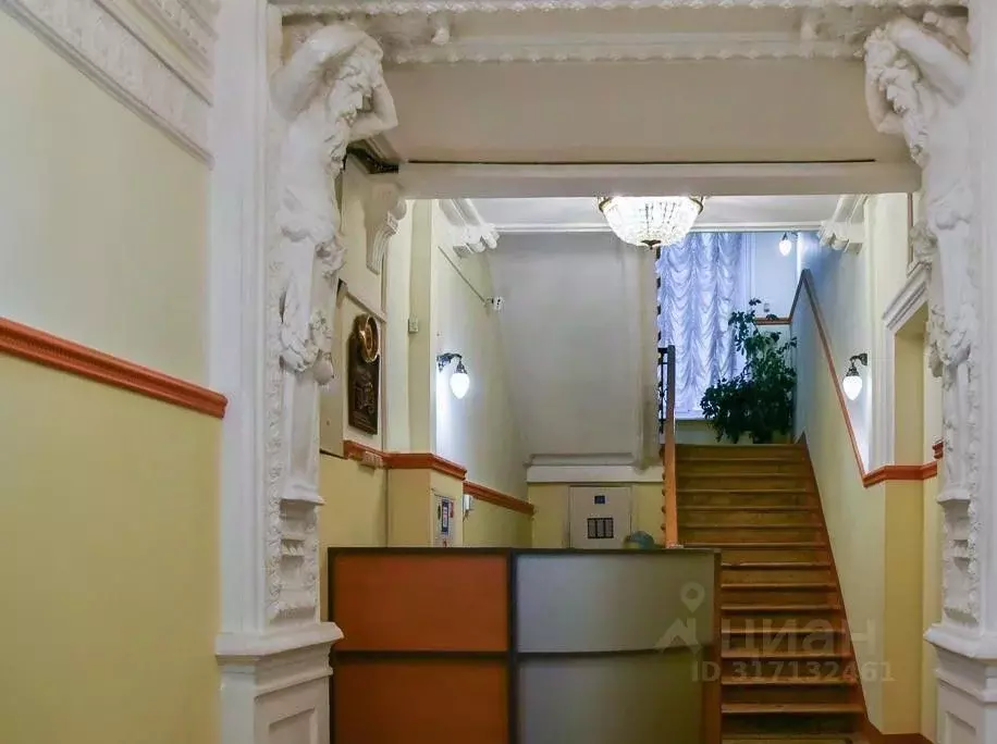 Помещение свободного назначения в Москва Покровский бул., 8С1 (235 м) - Фото 0