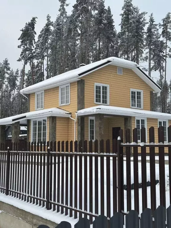 Дом в Ленинградская область, Выборгский район, Полянское с/пос, пос. ... - Фото 1