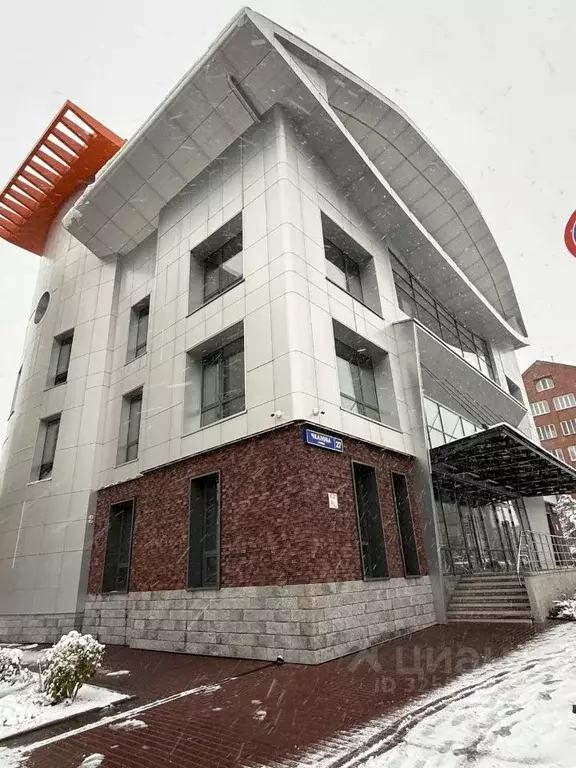 Помещение свободного назначения в Омская область, Омск ул. Чкалова, 27 ... - Фото 1