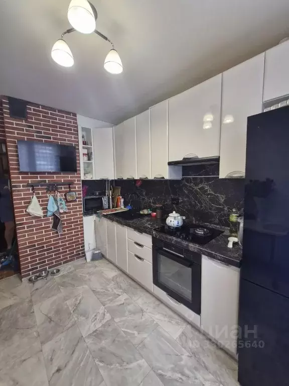 3-к кв. Курская область, Курск просп. Кулакова, 5 (61.0 м) - Фото 1