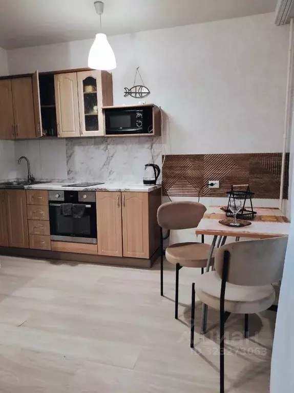 Студия Красноярский край, Красноярск Взлетная ул., 7Д (36.0 м) - Фото 1