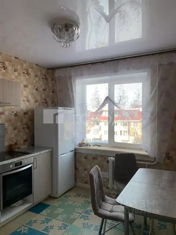 3-к кв. Новосибирская область, Новосибирск Юбилейный мкр, ул. ... - Фото 1