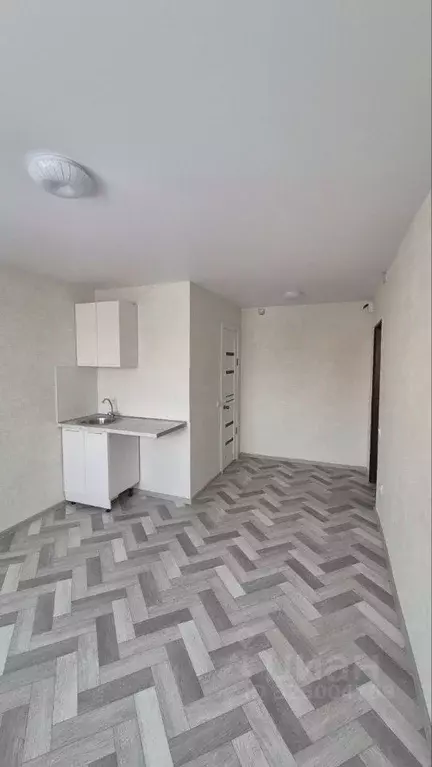 1-к кв. Омская область, Омск просп. Космический, 14Б (17.4 м) - Фото 1