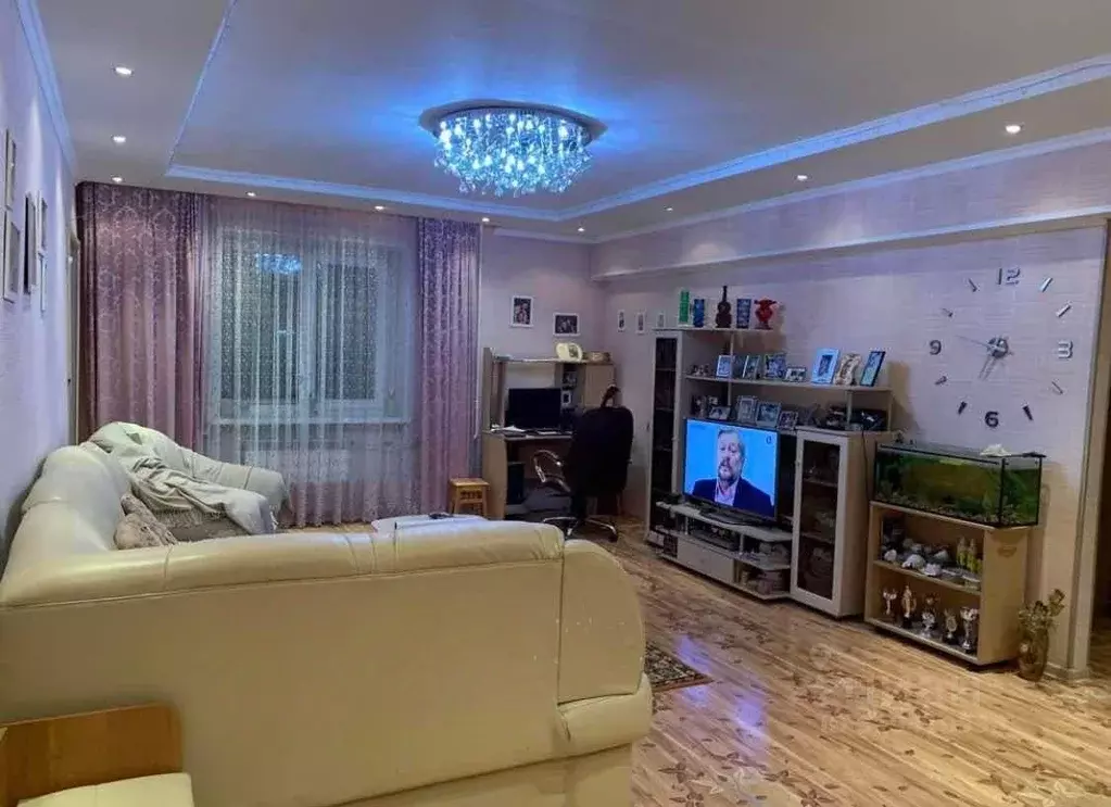 3-к кв. Саха (Якутия), Якутск ул. Лермонтова, 107/2 (90.0 м) - Фото 0