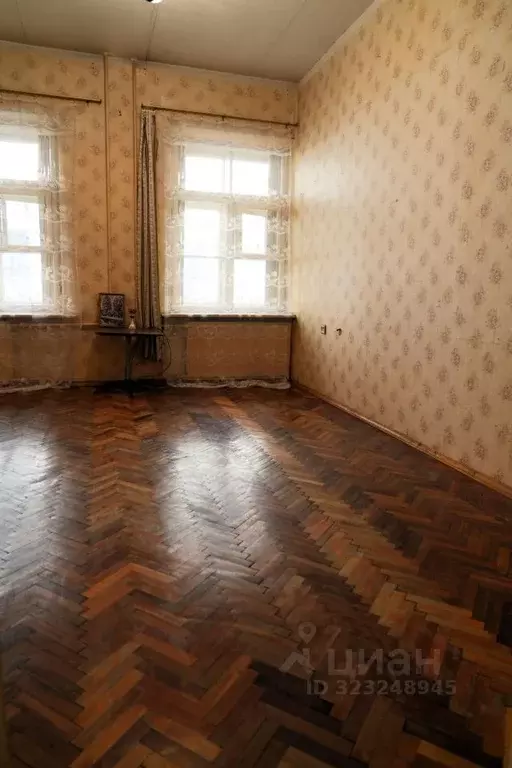 2-к кв. Санкт-Петербург 1-я Васильевского острова линия, 24 (56.0 м) - Фото 2