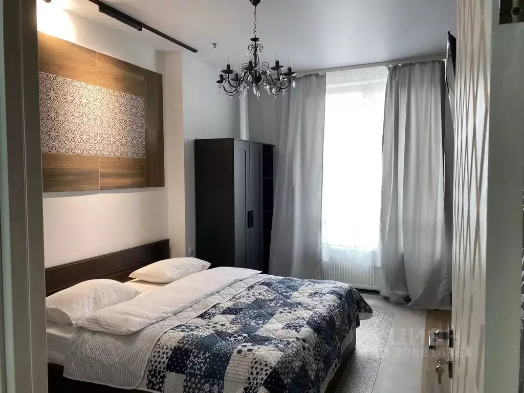 3-к кв. Нижегородская область, Нижний Новгород ул. Максима Горького, ... - Фото 1