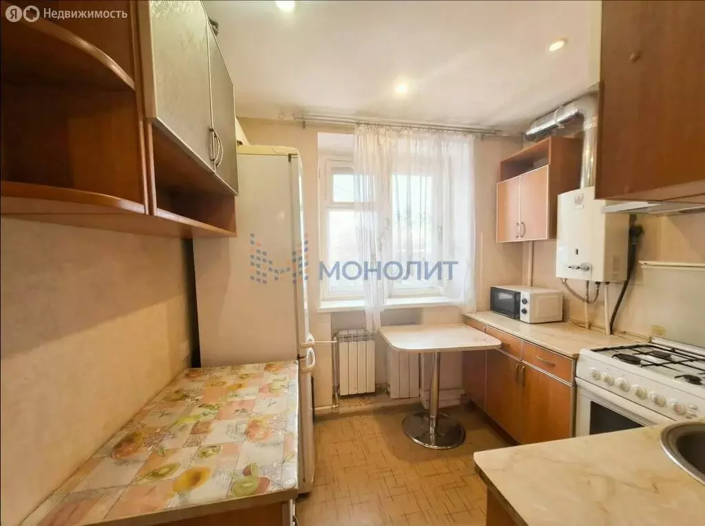 3-комнатная квартира: Нижний Новгород, улица Баренца, 7 (62.7 м) - Фото 1