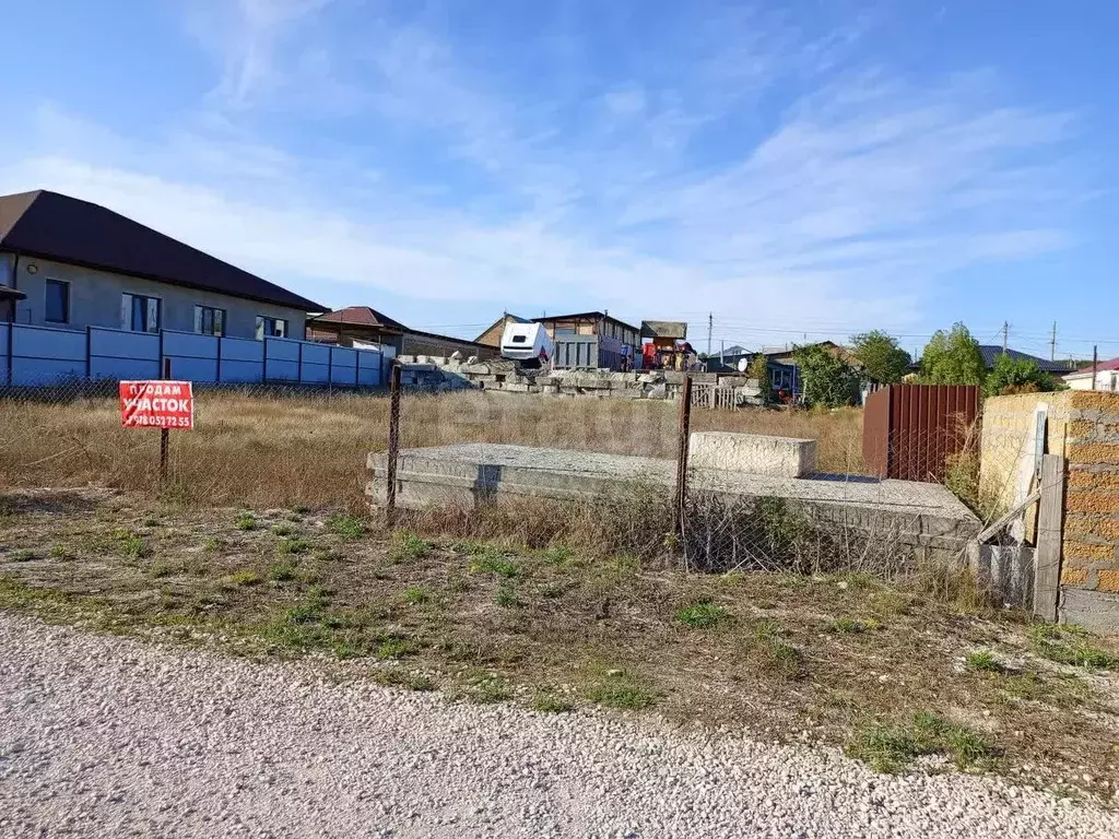 Участок в Крым, Белогорск ул. Османа Эбасанова, 27 (8.0 сот.) - Фото 1