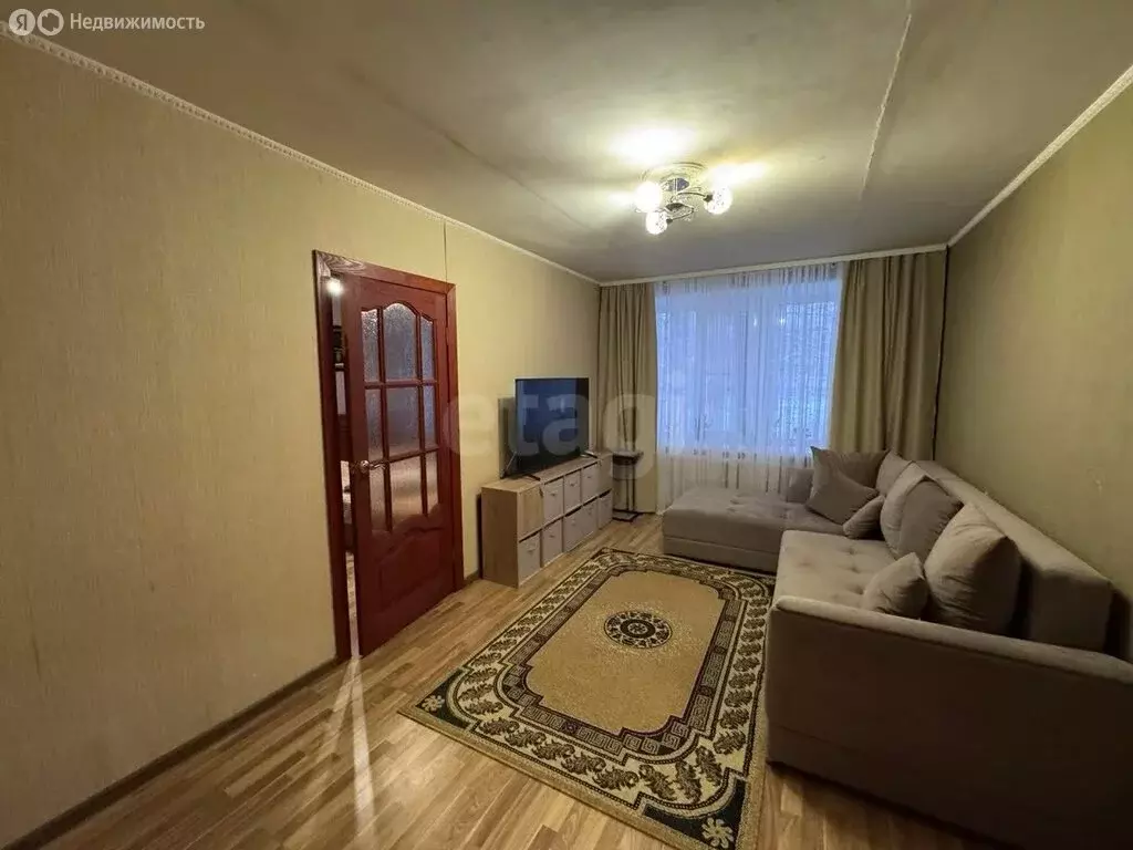 2-комнатная квартира: Петергоф, улица Жарновецкого, 8 (43.7 м) - Фото 1