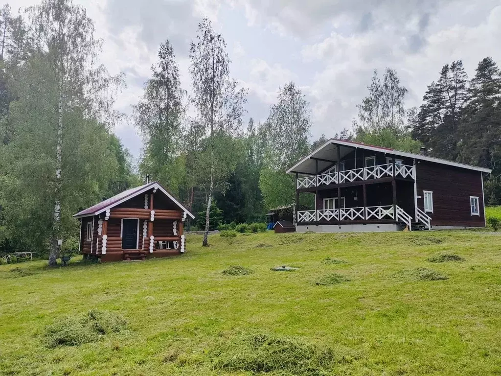 Дом в Ленинградская область, Выборгский район, Каменногорское ... - Фото 0