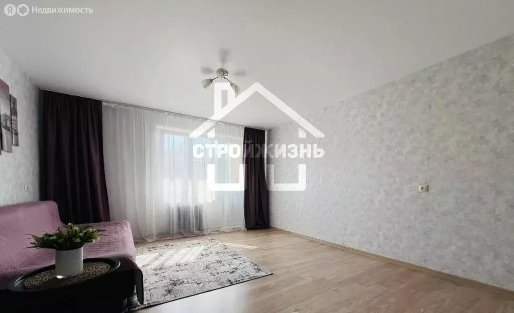 2-комнатная квартира: Екатеринбург, Уральская улица, 54 (42.9 м) - Фото 1