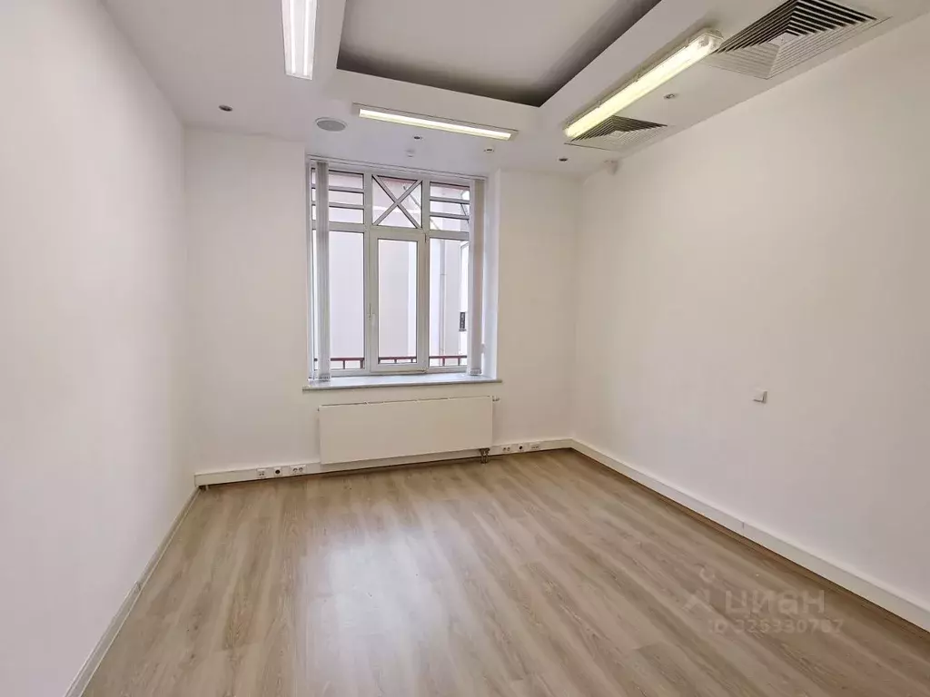 Помещение свободного назначения в Москва Кожевнический проезд, 1 (135 ... - Фото 1