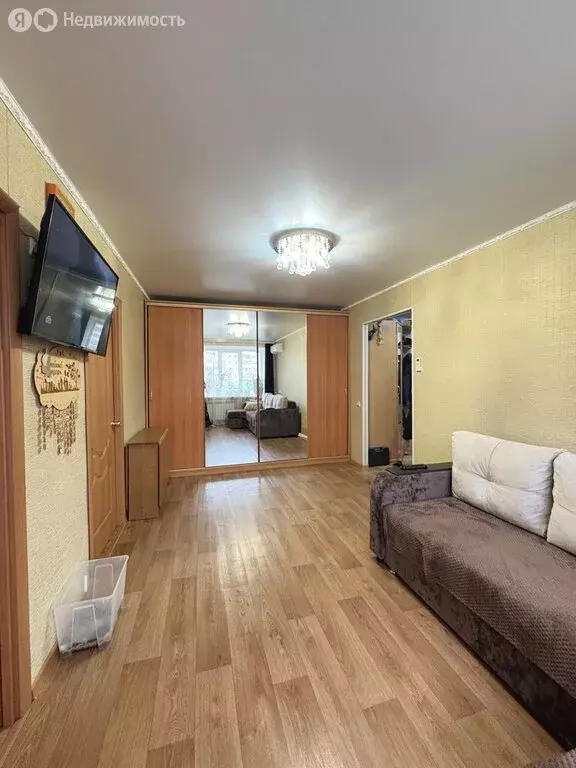 4-комнатная квартира: Октябрьский, улица Садовое Кольцо, 42 (62 м) - Фото 1