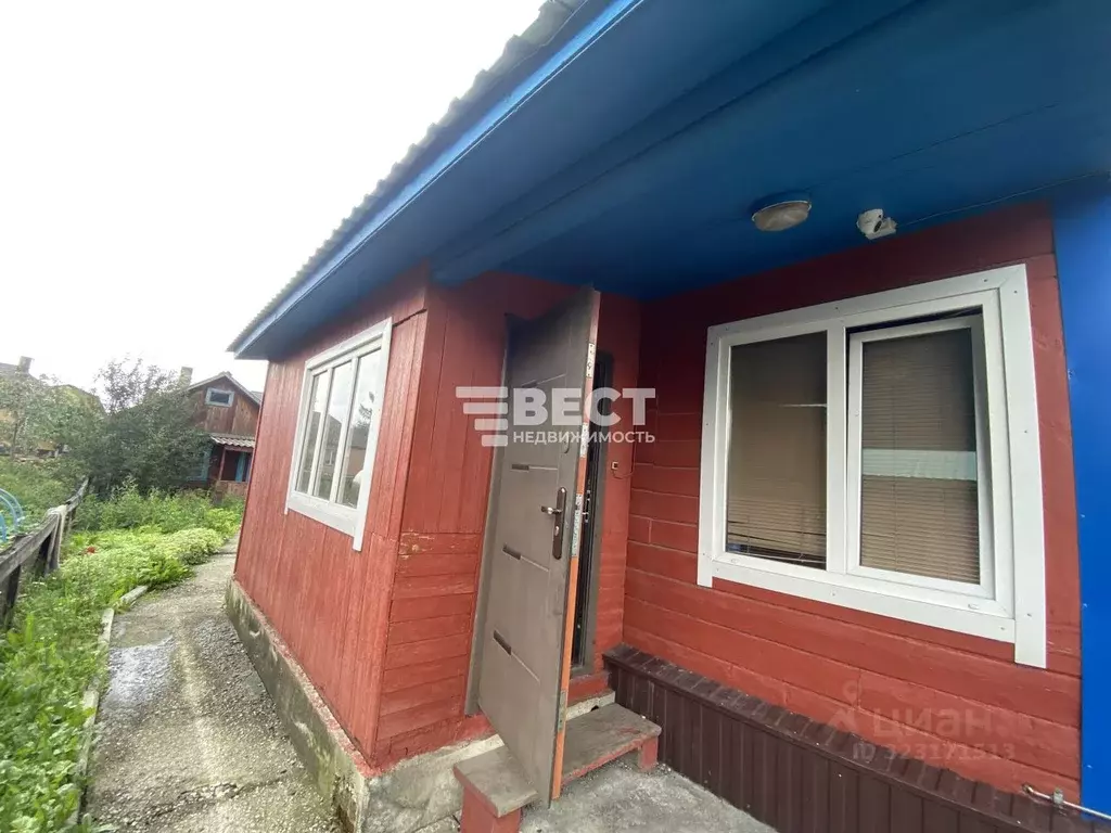 Дом в Кемеровская область, Ленинск-Кузнецкий ул. Суворова, 245 (70 м) - Фото 2