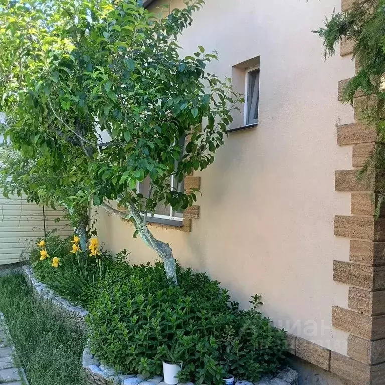 Дом в Севастополь, Севастополь, Балаклава г. ул. Аксютина, 15 (25 м) - Фото 0