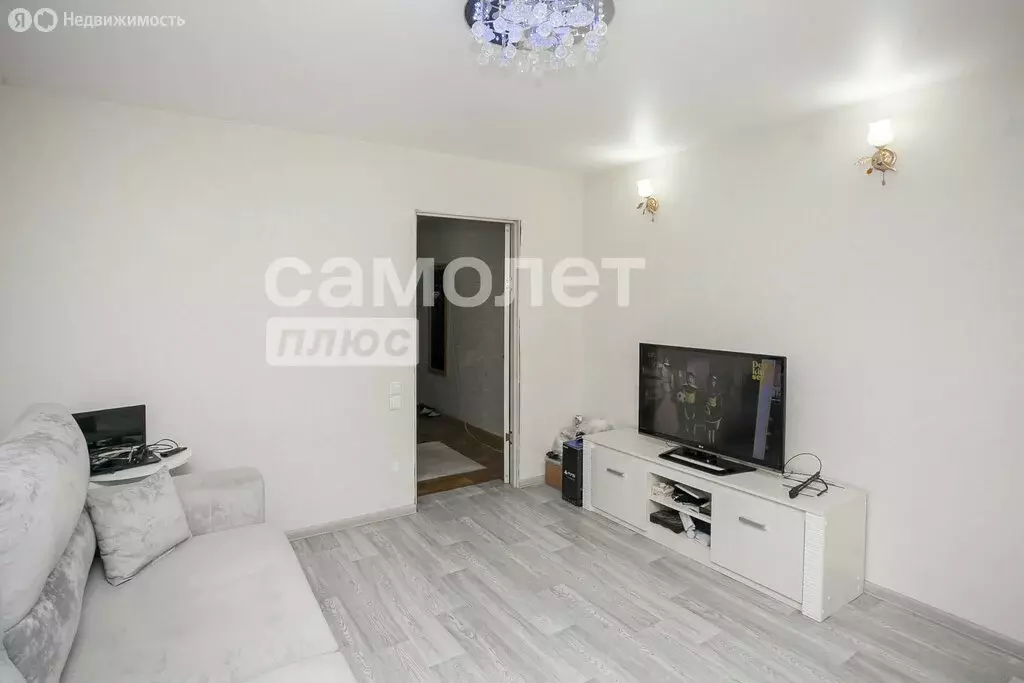 2-комнатная квартира: Кемерово, улица Мартемьянова, 66 (42.1 м) - Фото 1