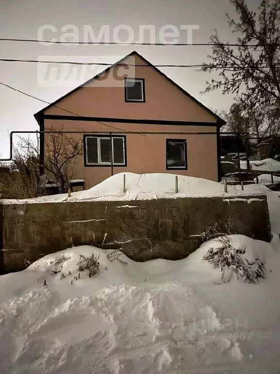 Дом в Оренбургская область, Медногорск ул. Матросова, 43 (100 м) - Фото 0