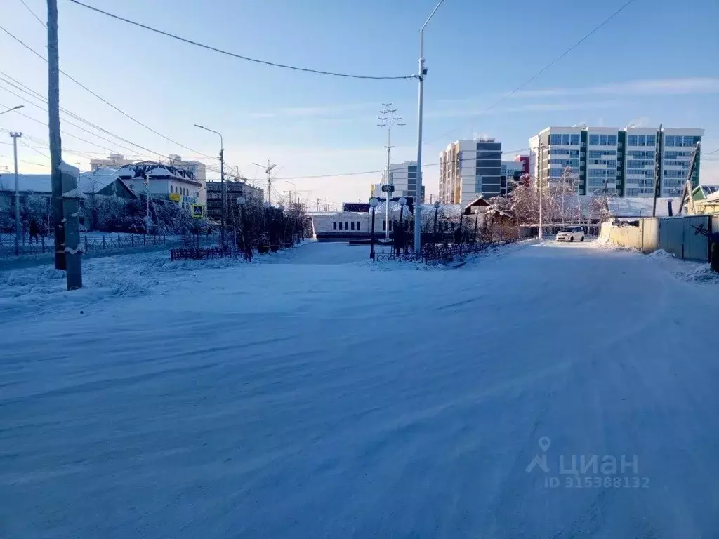 Участок в Саха (Якутия), Якутск Ильменская ул. (12.0 сот.) - Фото 1