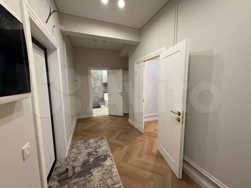 2-к. квартира, 65 м, 17/18 эт. - Фото 0