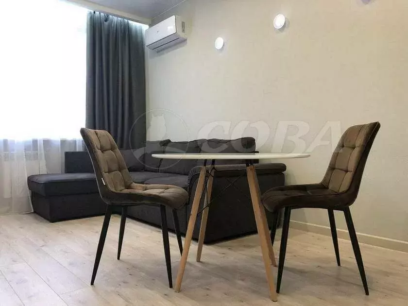 2-комнатная квартира: Тюмень, улица Мельникайте, 144А (44 м) - Фото 1