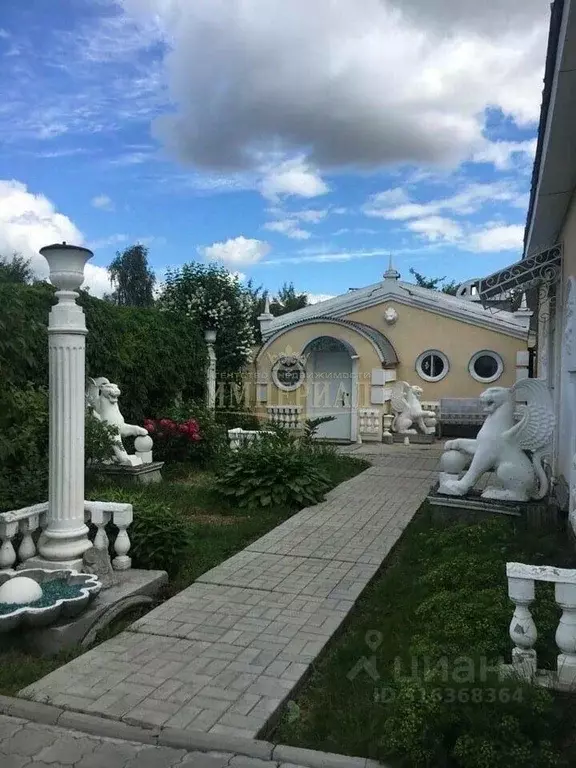 Дом в Марий Эл, Йошкар-Ола Моторная ул., 58 (170 м) - Фото 0