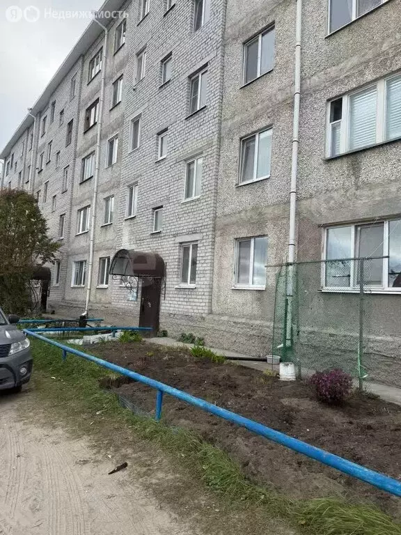 3-комнатная квартира: Боровский, улица Мира, 22 (63.4 м) - Фото 0