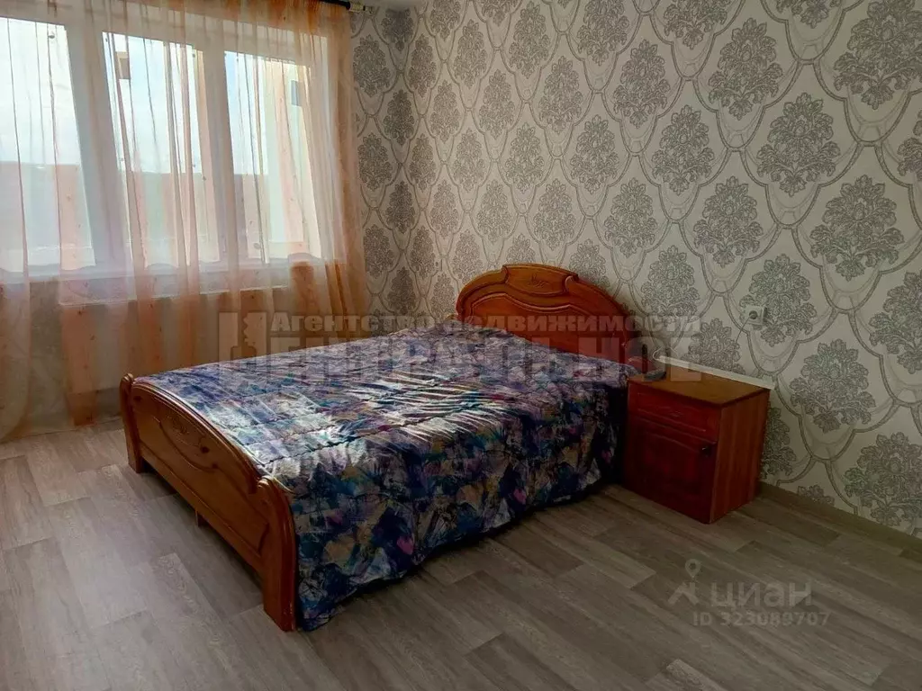 3-к кв. Смоленская область, Смоленск ул. Седова, 18 (93.0 м) - Фото 1
