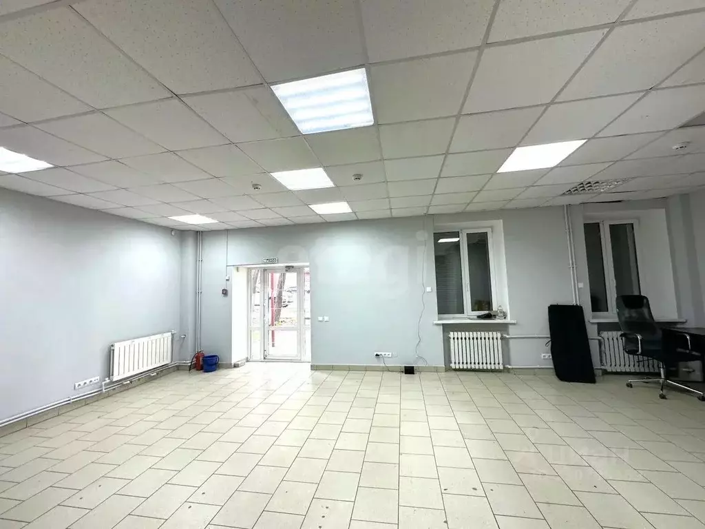 Помещение свободного назначения в Владимирская область, Ковров ул. ... - Фото 1