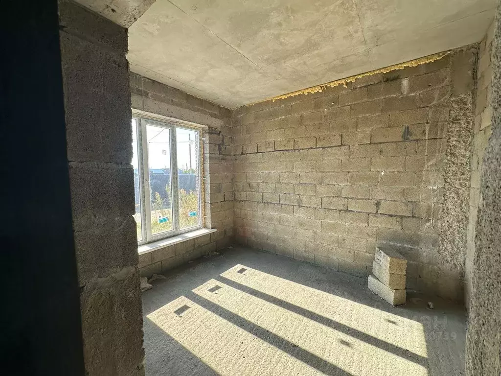 Дом в Адыгея, Тахтамукайский район, Старобжегокай аул ул. Озерная (140 ... - Фото 2