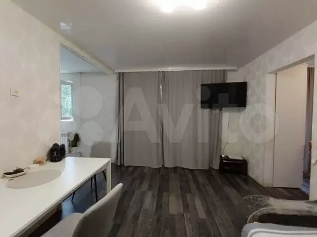 2-к. квартира, 36,7 м, 2/9 эт. - Фото 0