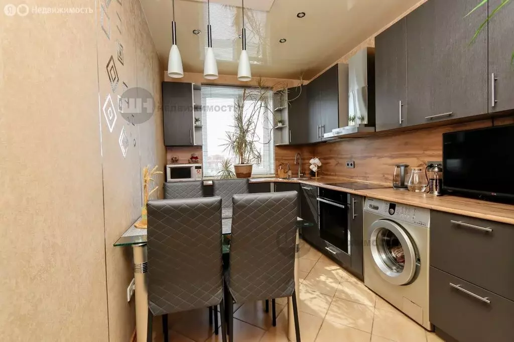 2-комнатная квартира: Санкт-Петербург, улица Хошимина, 5к1 (56 м) - Фото 1
