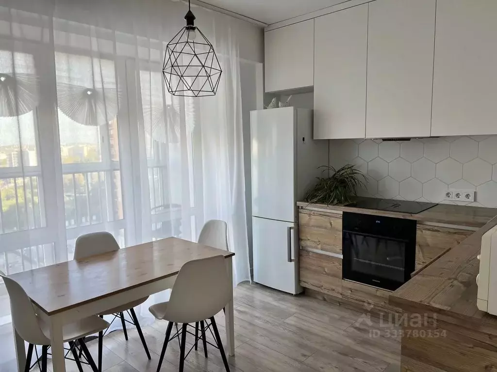 3-к кв. Иркутская область, Иркутск проезд Юрия Тена, 23 (65.0 м) - Фото 1