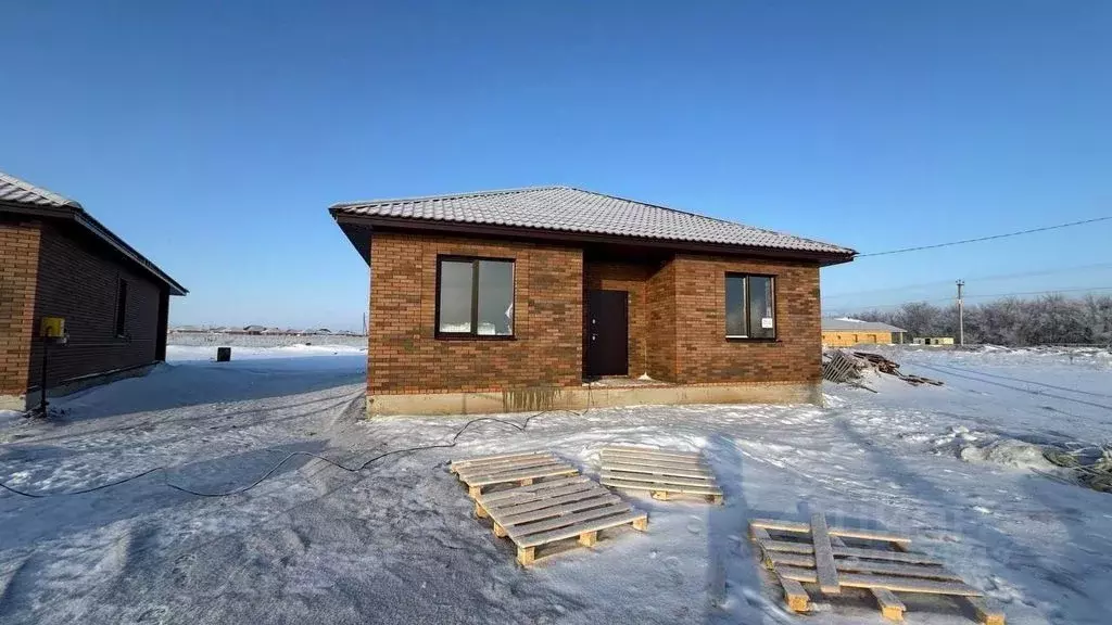Дом в Оренбургская область, Оренбургский район, с. Благословенка пер. ... - Фото 2