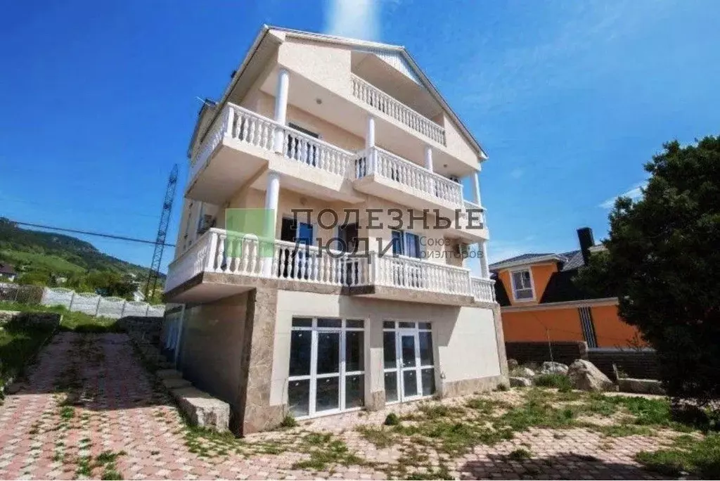 Дом в Крым, Ялта муниципальный округ, Никита пгт  (365 м) - Фото 2